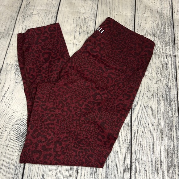 NOBULL Pants & Jumpsuits No Bull High Rise Legging In Wine Leopard